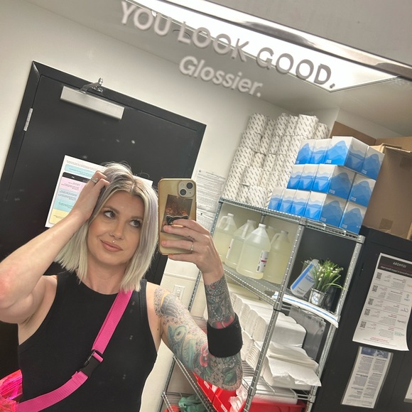 Meet your Posher, Brittany - Picture 2 of 9